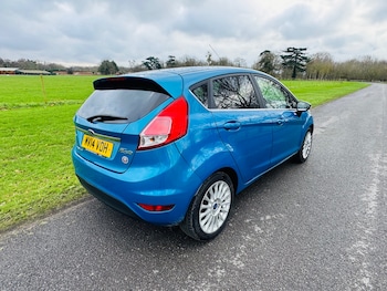 Used Ford Fiesta 2014 for sale - 78602122: Photo