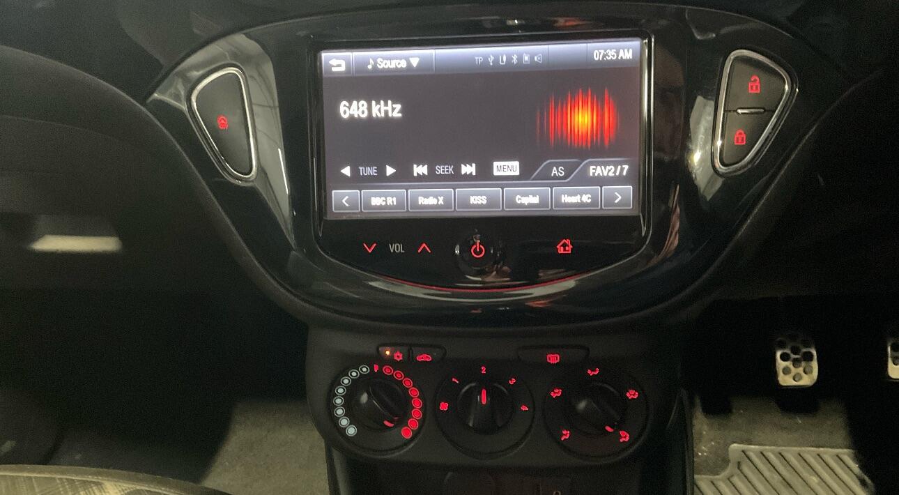 Used Vauxhall Corsa 2015 for sale - 77067178: Photo 3