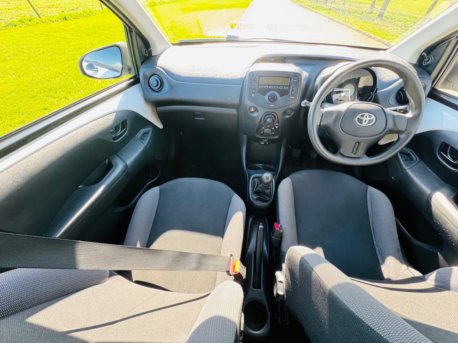 Used Toyota AYGO 2014 for sale - 77983610: Photo 23