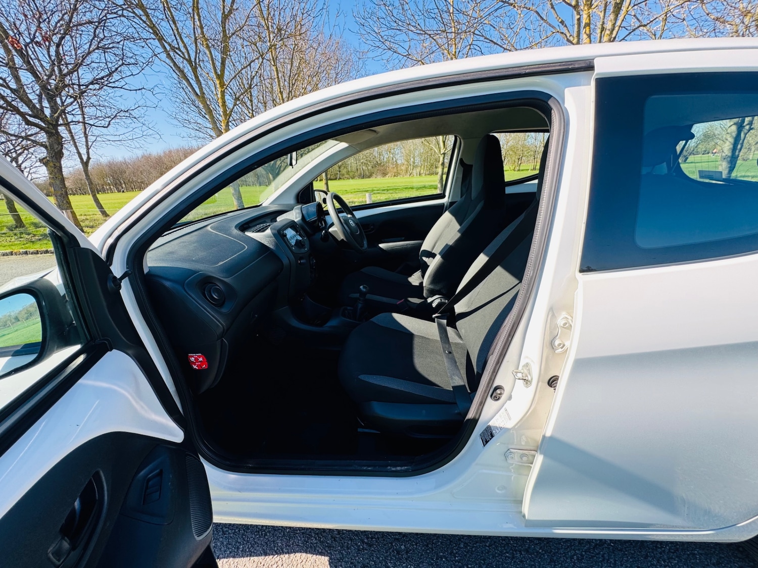 Used Toyota AYGO 2014 for sale - 77983610: Photo 24