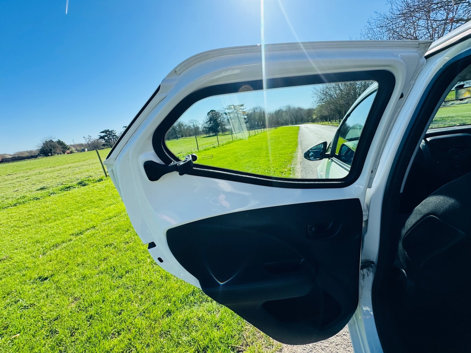 Used Toyota AYGO 2014 for sale - 77983610: Photo 26