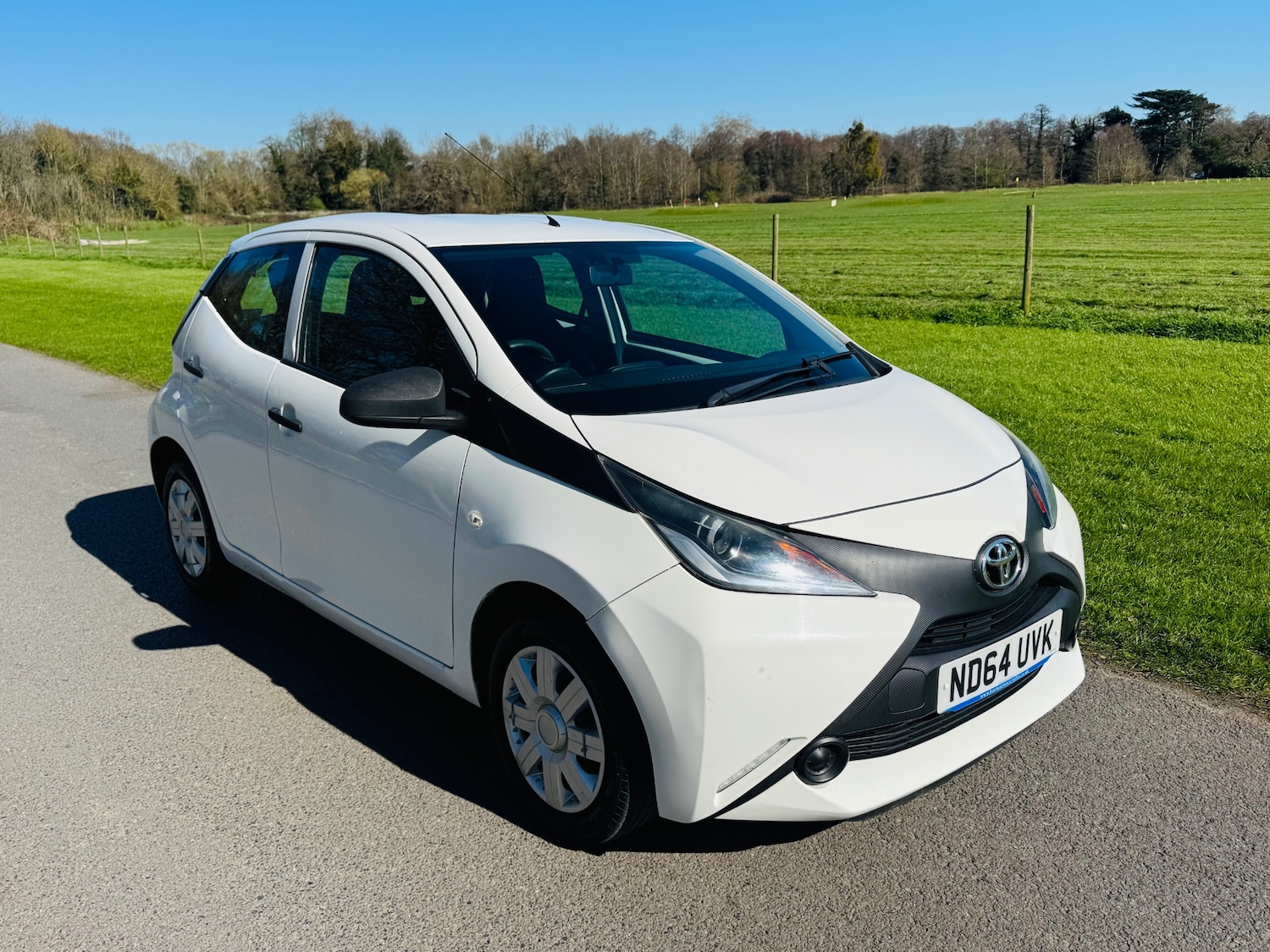 Used Toyota AYGO 2014 for sale - 77983610: Photo 4