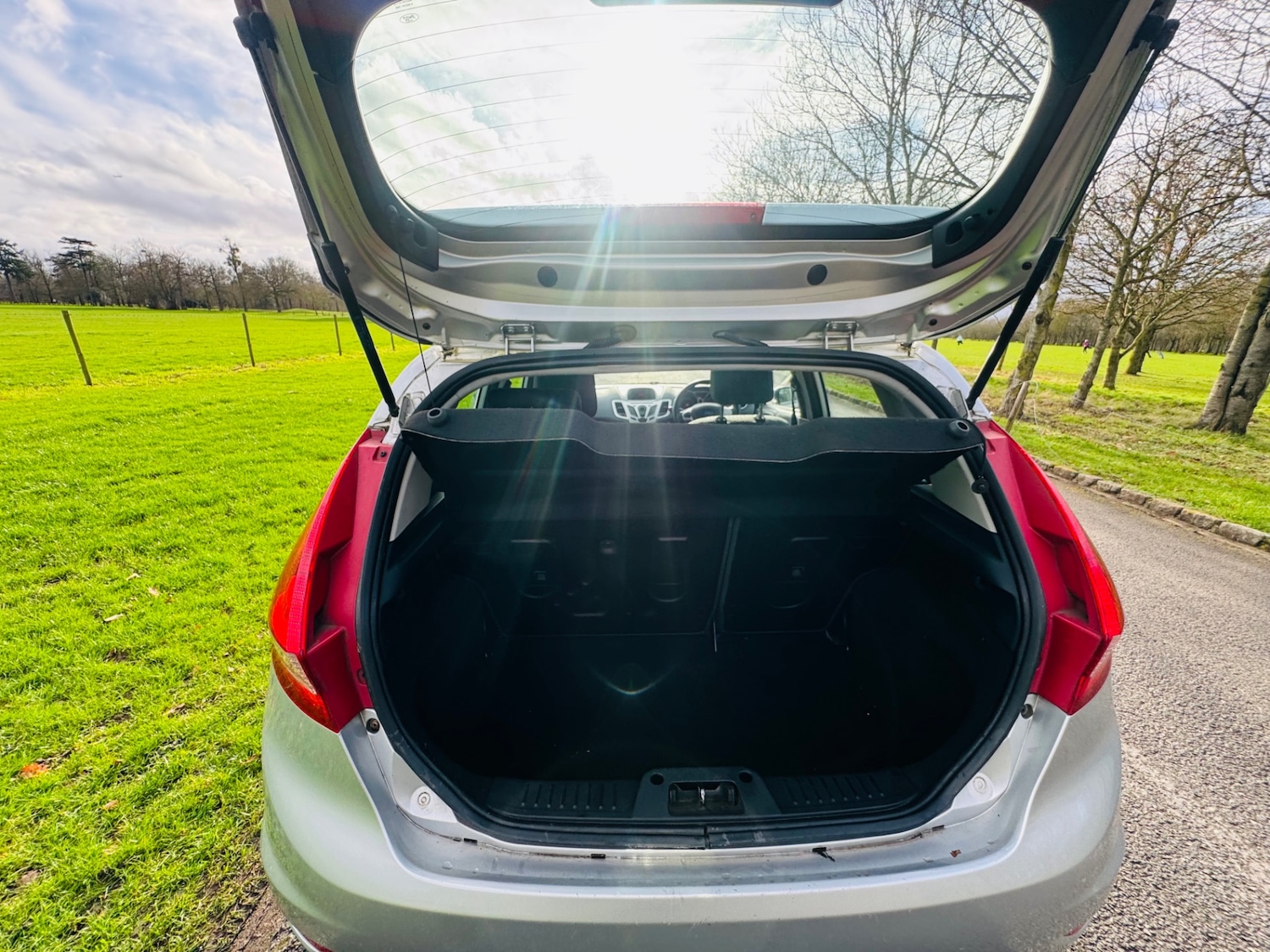 Used Ford Fiesta 2009 for sale - 77546102: Photo 31