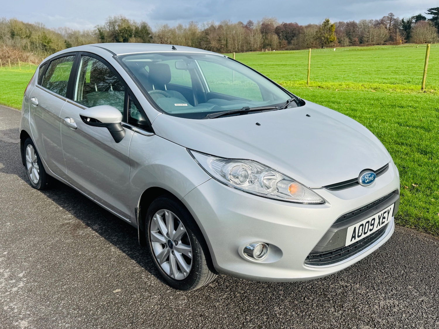 Used Ford Fiesta 2009 for sale - 77546102: Photo 4