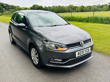 Used Volkswagen Polo 2015 for sale - 78612533: Photo