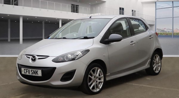 Used Mazda Mazda2 2011 for sale - 76306186: Photo 4