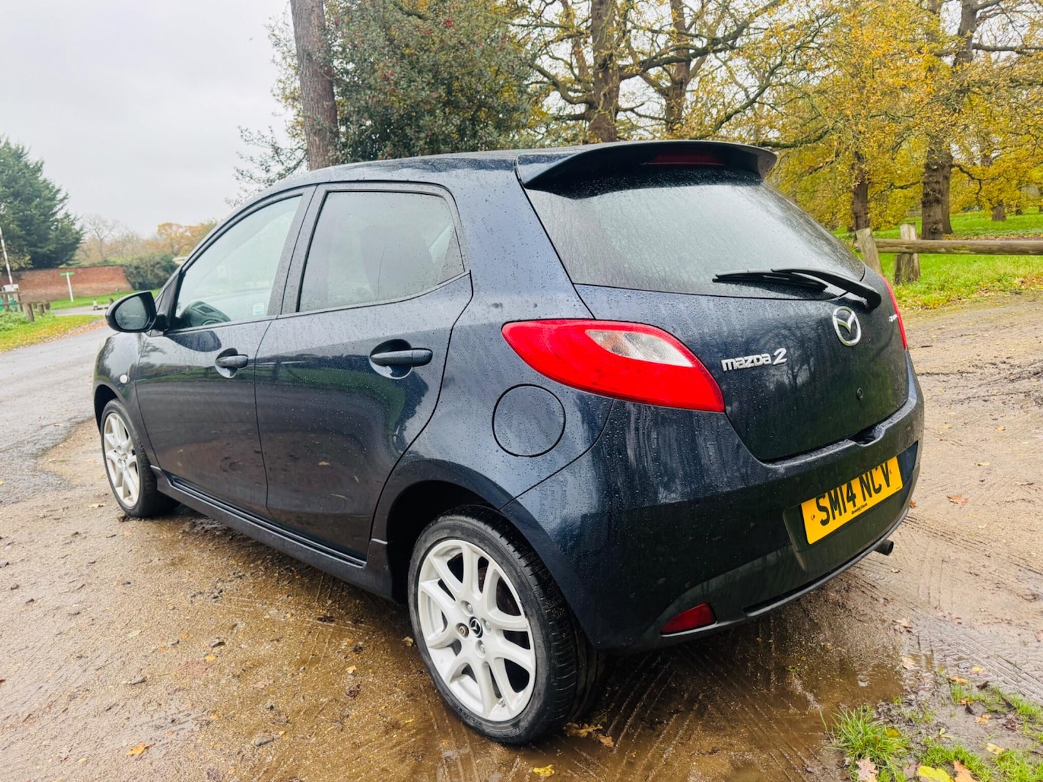 Used Mazda Mazda2 2014 for sale - 77060128: Photo 14