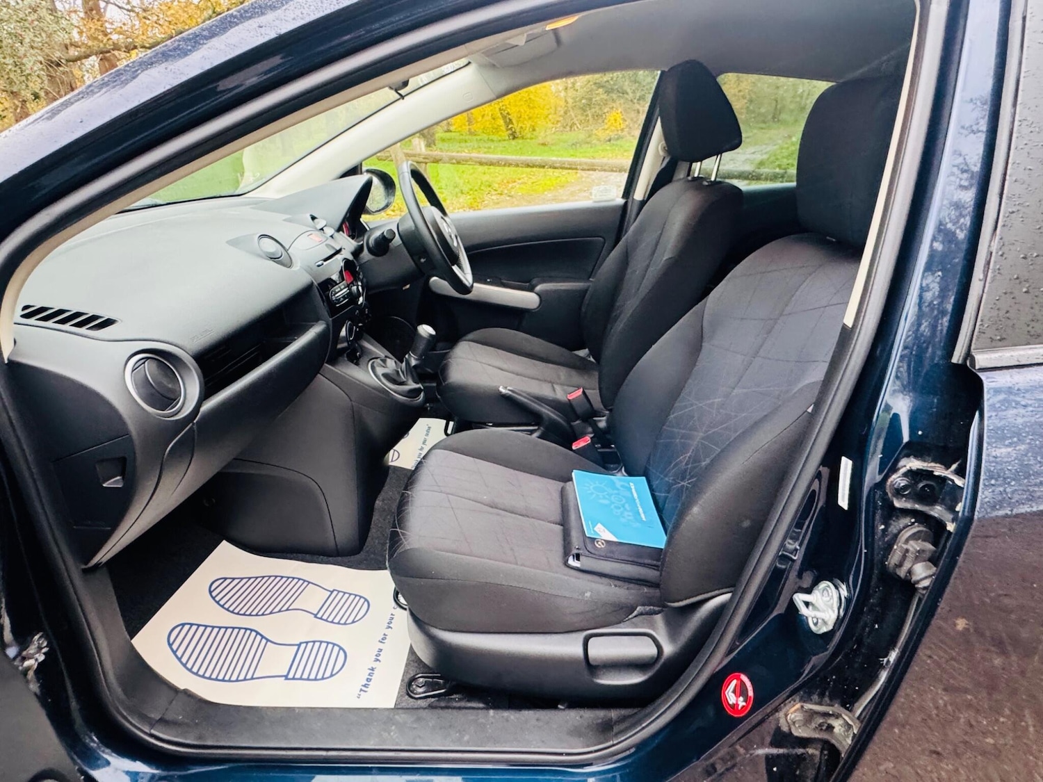 Used Mazda Mazda2 2014 for sale - 77060128: Photo 32