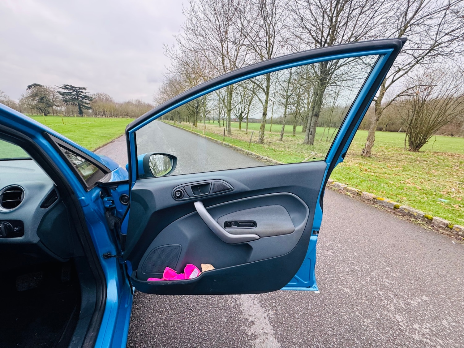 Used Ford Fiesta 2010 for sale - 77564575: Photo 21