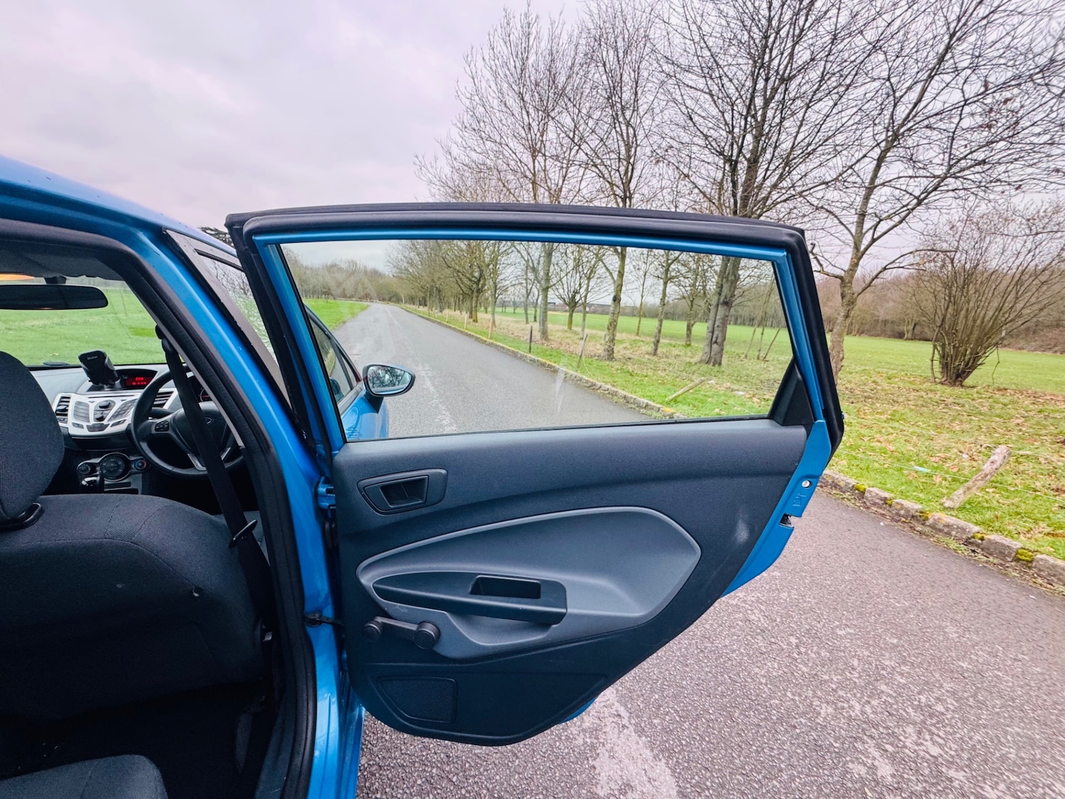 Used Ford Fiesta 2010 for sale - 77564575: Photo 27