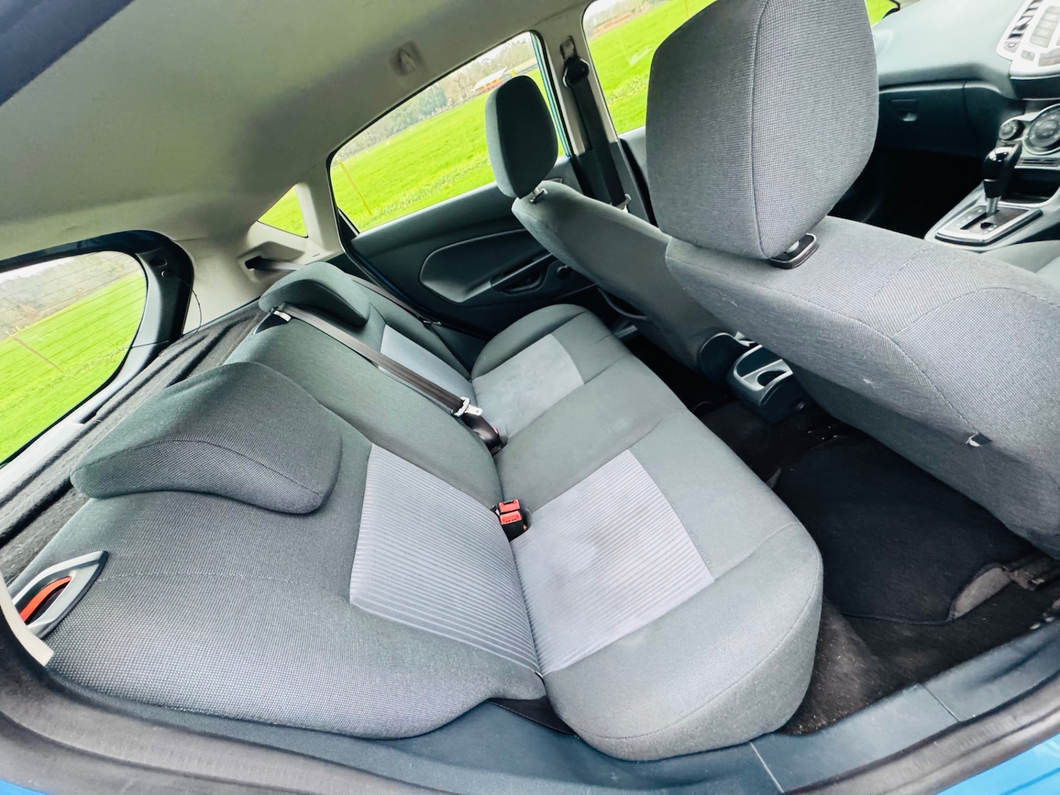 Used Ford Fiesta 2010 for sale - 77564575: Photo 28