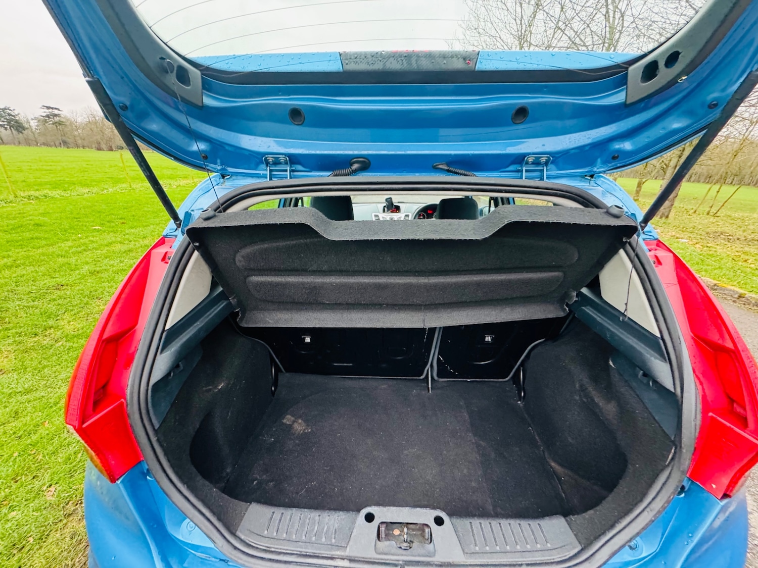 Used Ford Fiesta 2010 for sale - 77564575: Photo 29