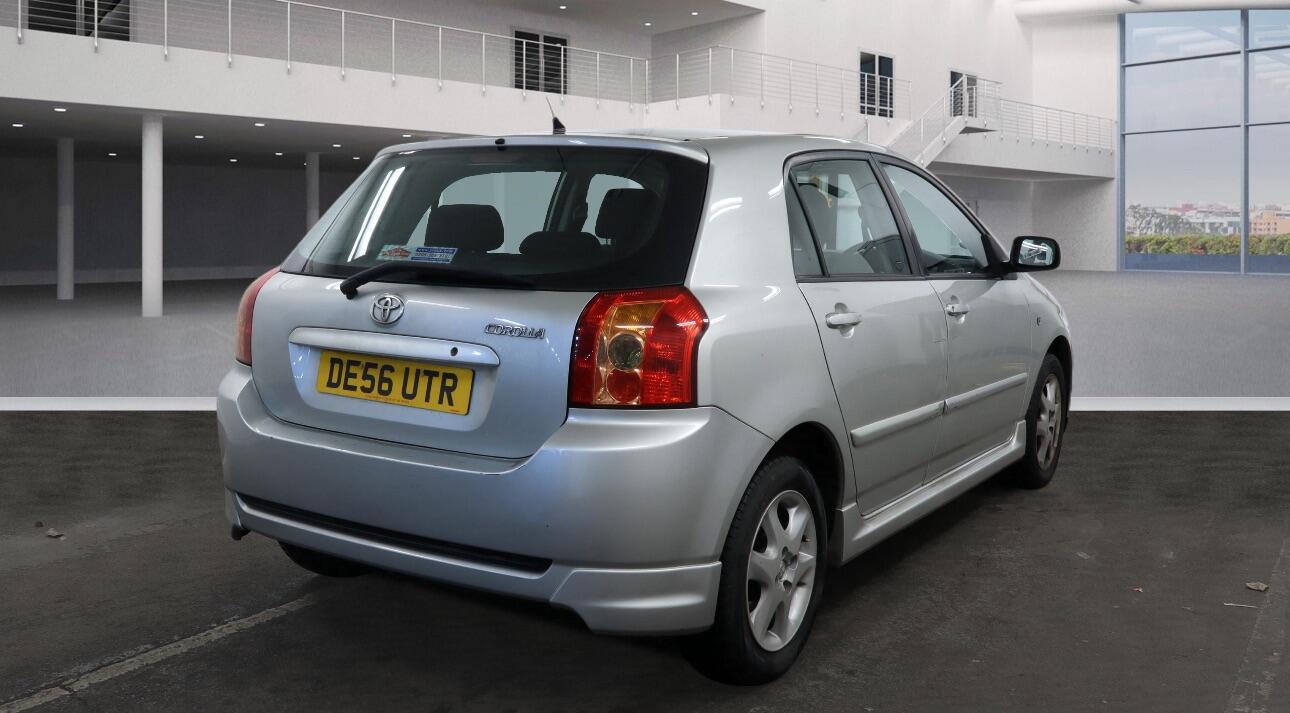 Used Toyota Corolla 2007 for sale - 77098177: Photo 2