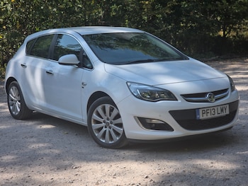 Used Vauxhall Astra 2013 for sale - 79357589: Photo