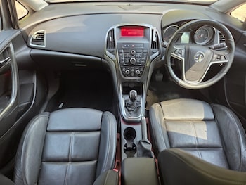 Used Vauxhall Astra 2013 for sale - 79357589: Photo
