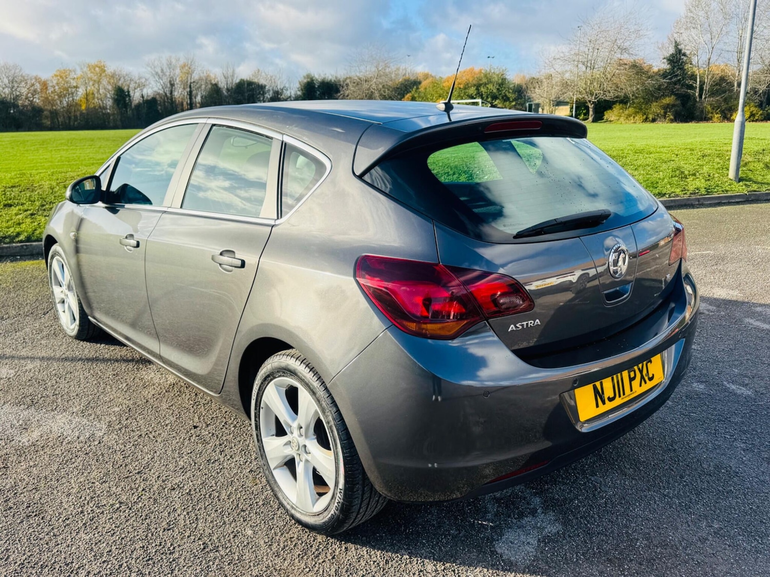 Used Vauxhall Astra 2011 for sale - 76913704: Photo 17
