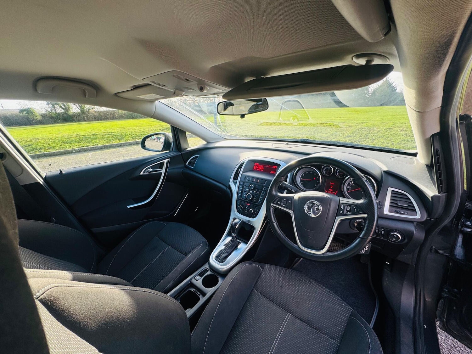 Used Vauxhall Astra 2011 for sale - 76913704: Photo 24