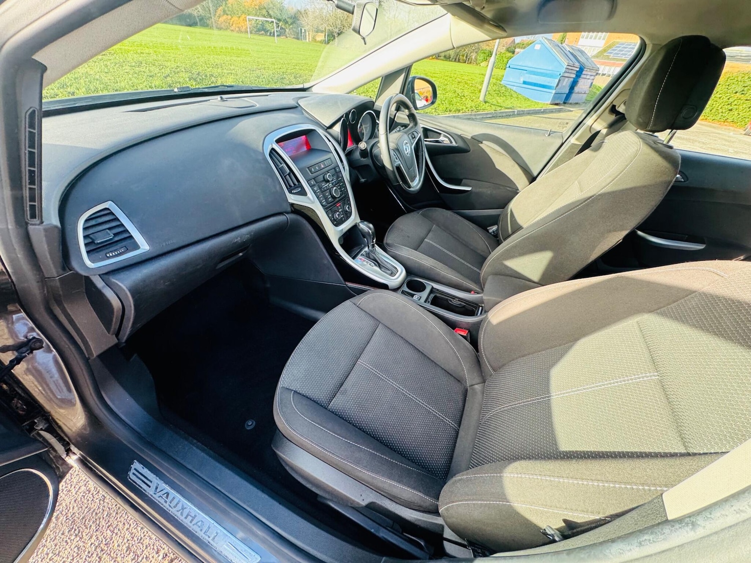 Used Vauxhall Astra 2011 for sale - 76913704: Photo 27