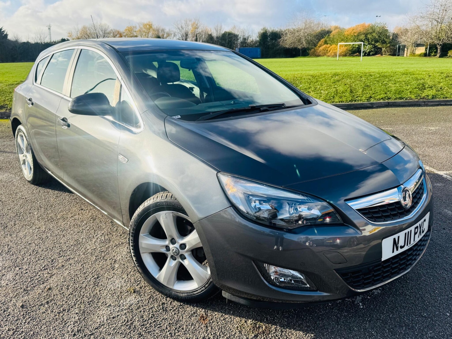 Used Vauxhall Astra 2011 for sale - 76913704: Photo 4