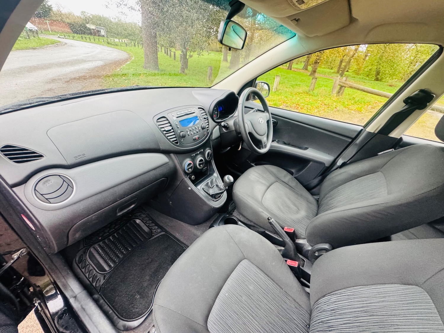 Used Hyundai i10 for sale - 77267112: Photo 28