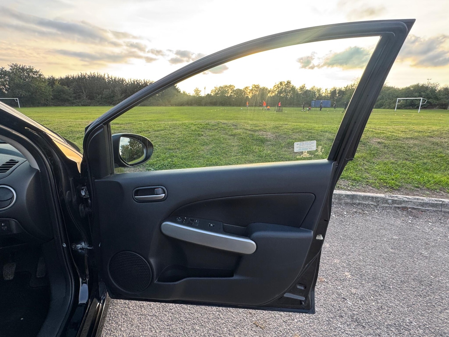 Used Mazda Mazda2 2011 for sale - 76409409: Photo 18