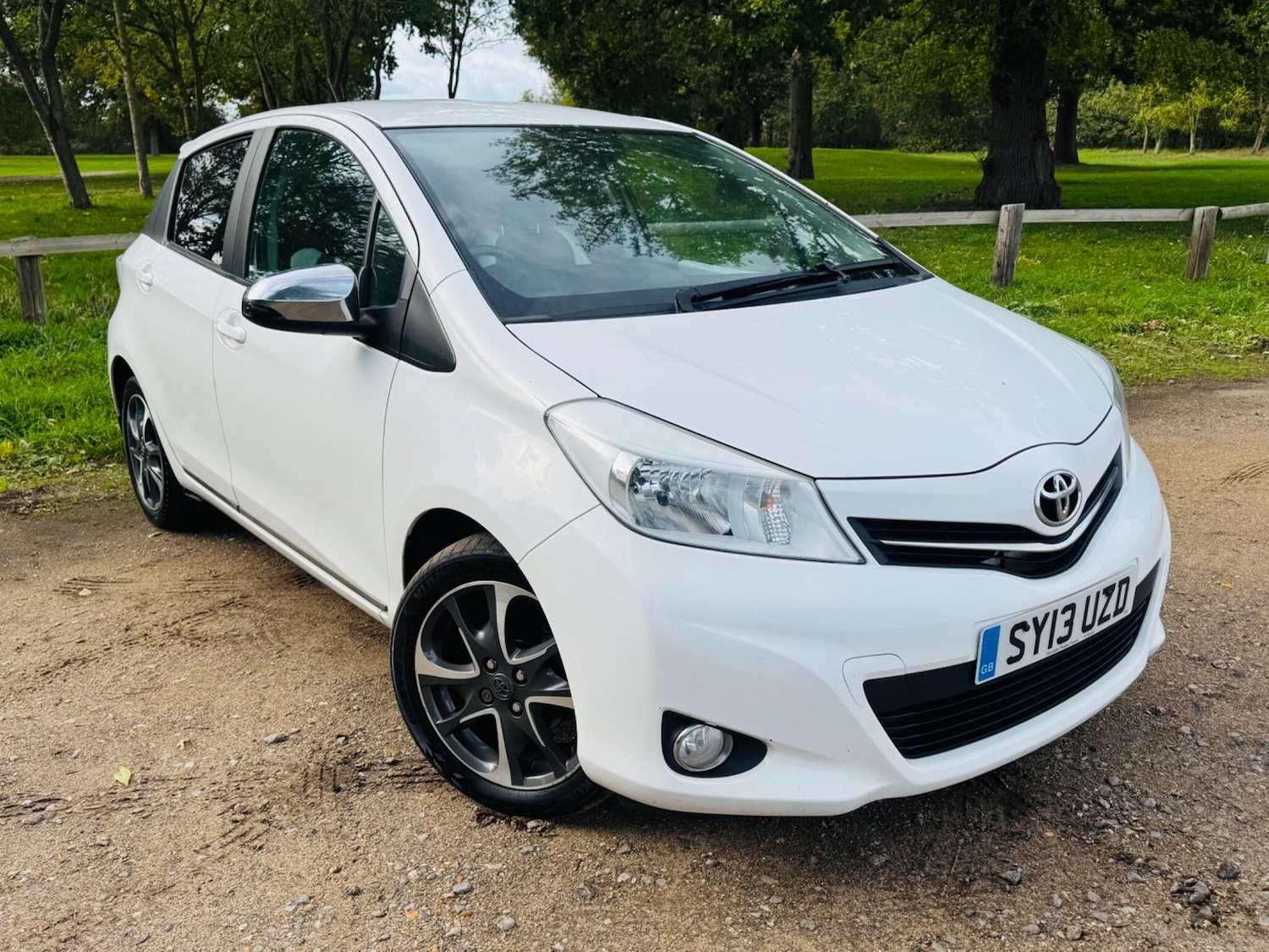 Used Toyota Yaris 2013 for sale - 76440542: Photo 10