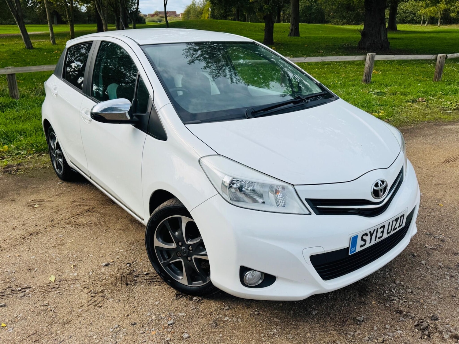Used Toyota Yaris 2013 for sale - 76440542: Photo 11