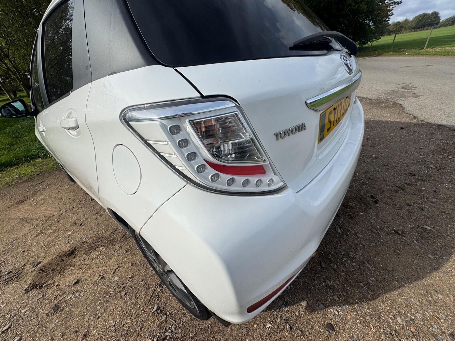 Used Toyota Yaris 2013 for sale - 76440542: Photo 35