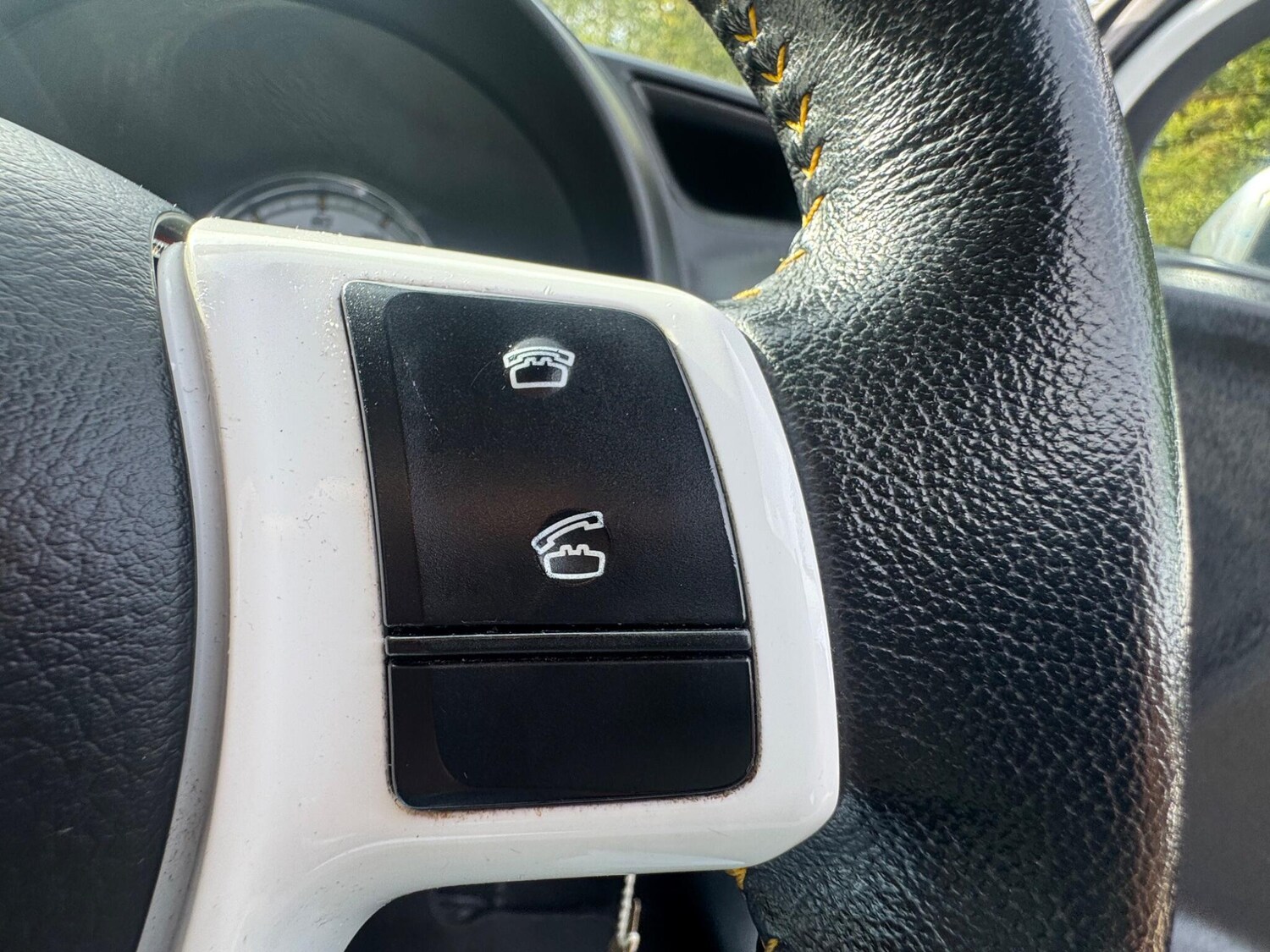 Used Toyota Yaris 2013 for sale - 76440542: Photo 36