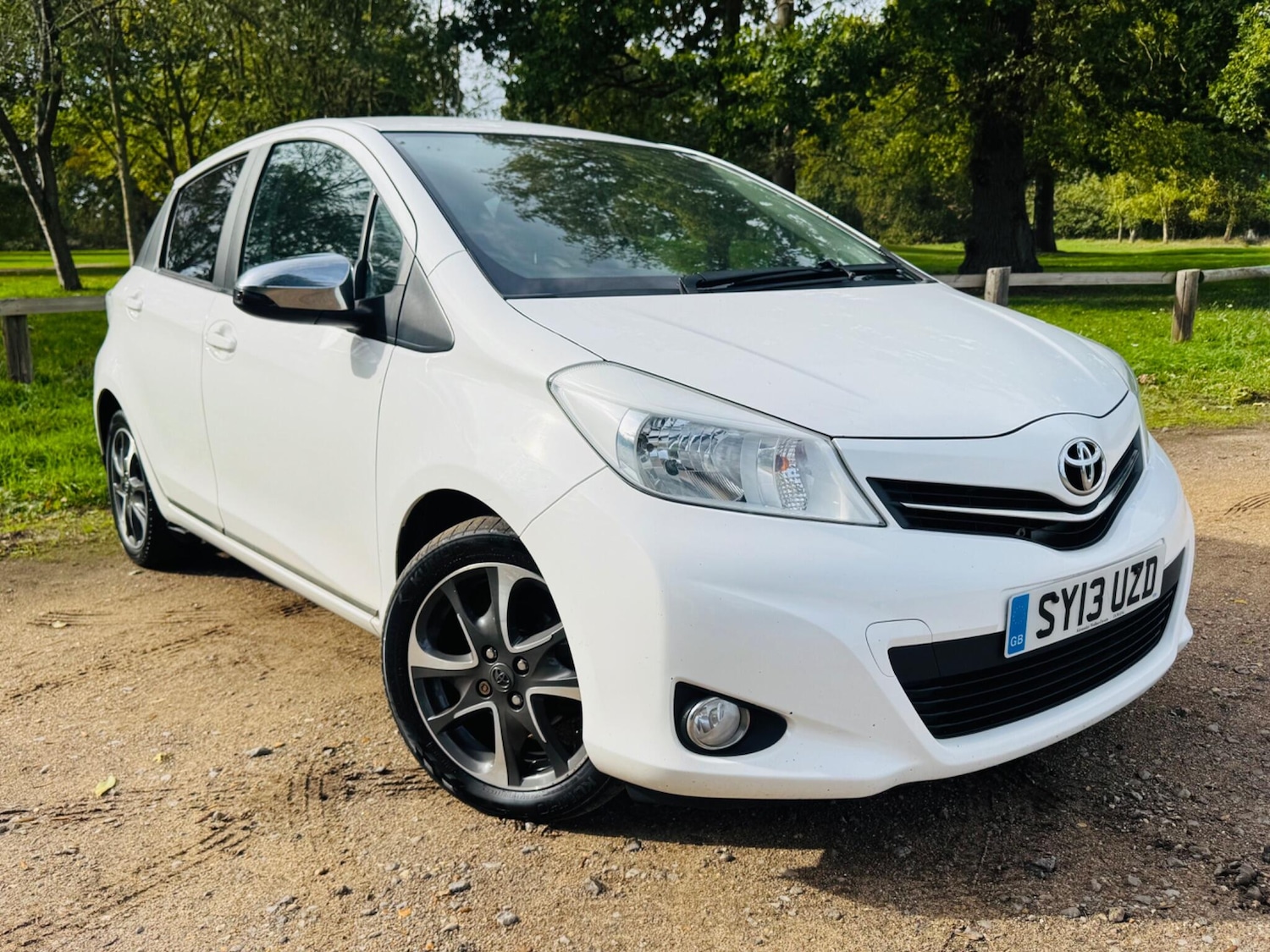 Used Toyota Yaris 2013 for sale - 76440542: Photo 5