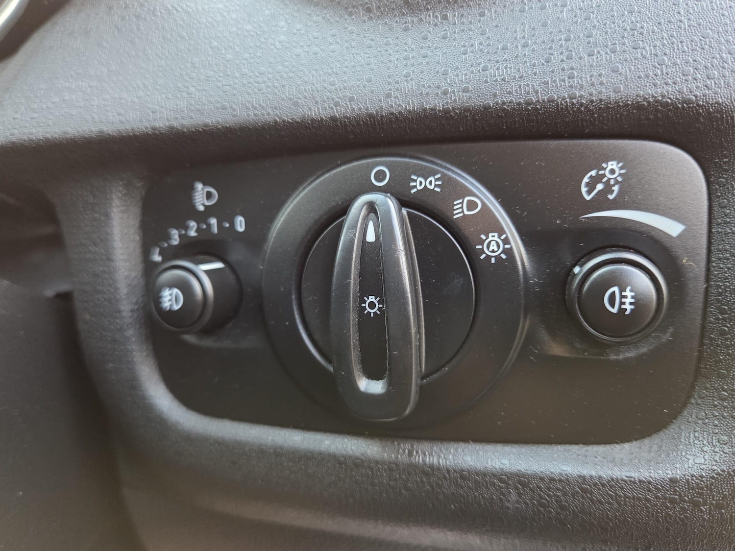 Used Ford Fiesta 2014 for sale - 77570526: Photo 4