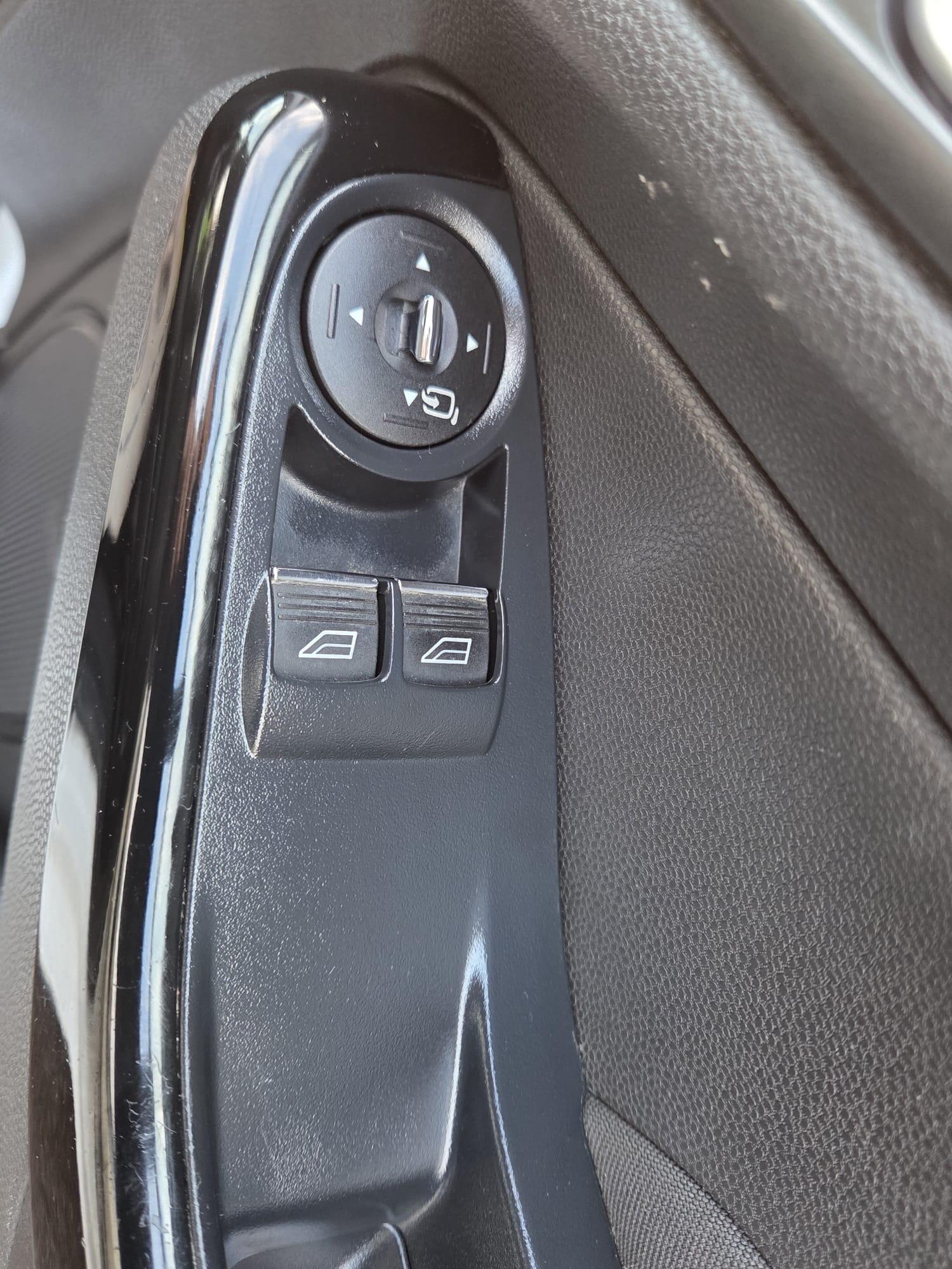 Used Ford Fiesta 2014 for sale - 77570526: Photo 8