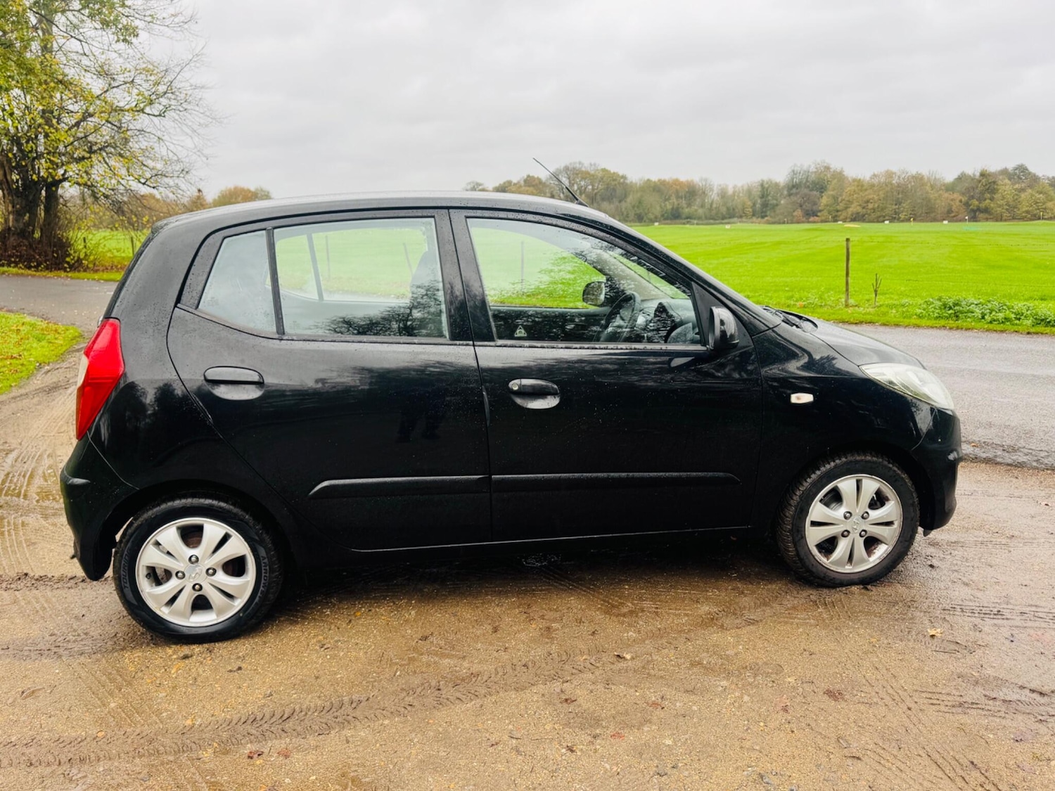 Used Hyundai i10 2011 for sale - 77166504: Photo 15