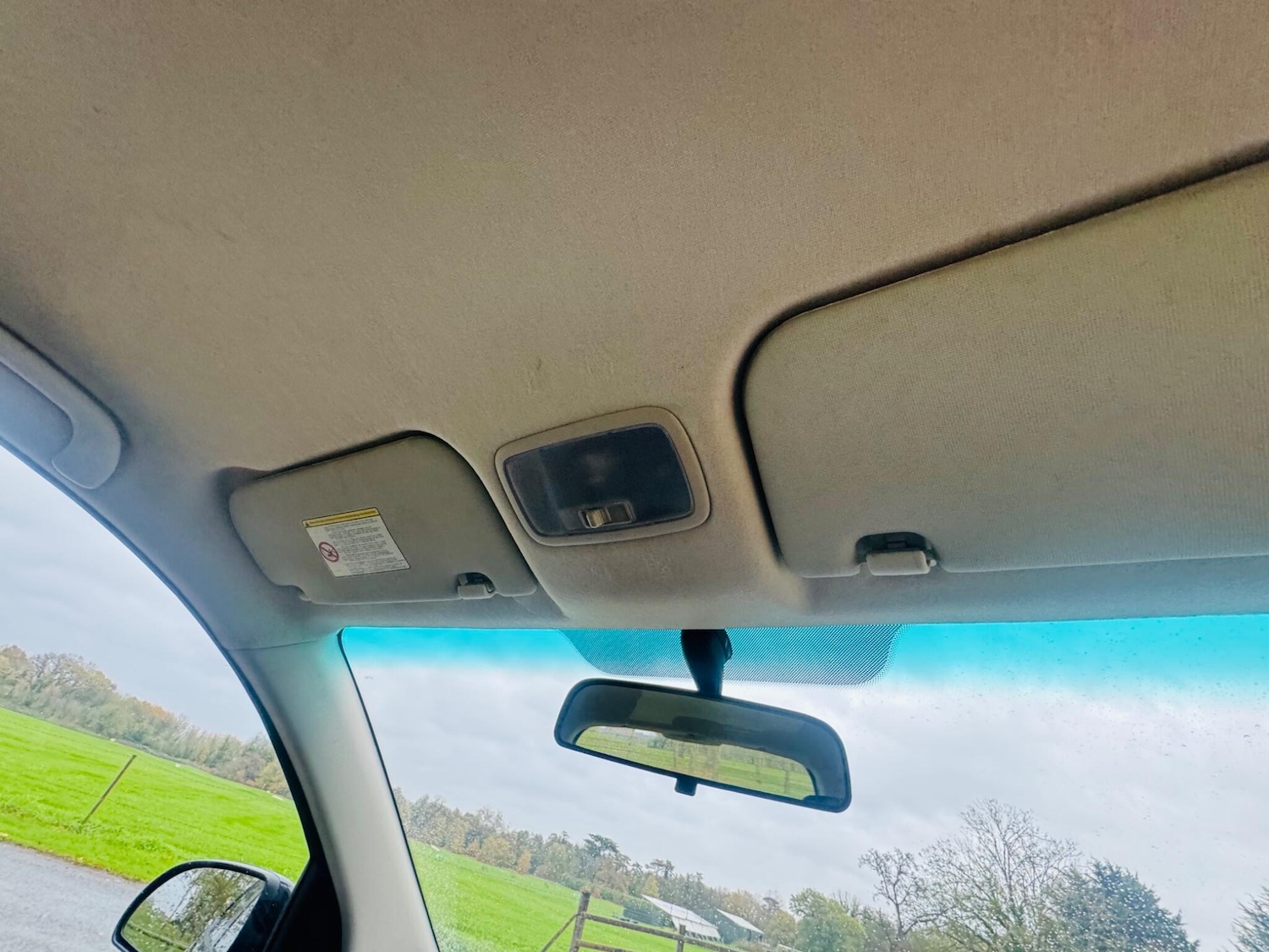 Used Hyundai i10 2011 for sale - 77166504: Photo 33