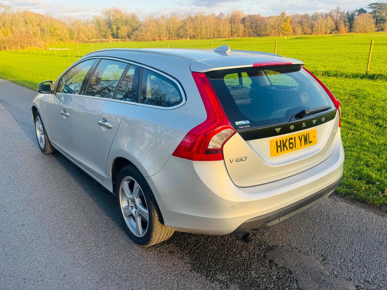 Used Volvo V60 2022 for sale - 77074059: Photo 14