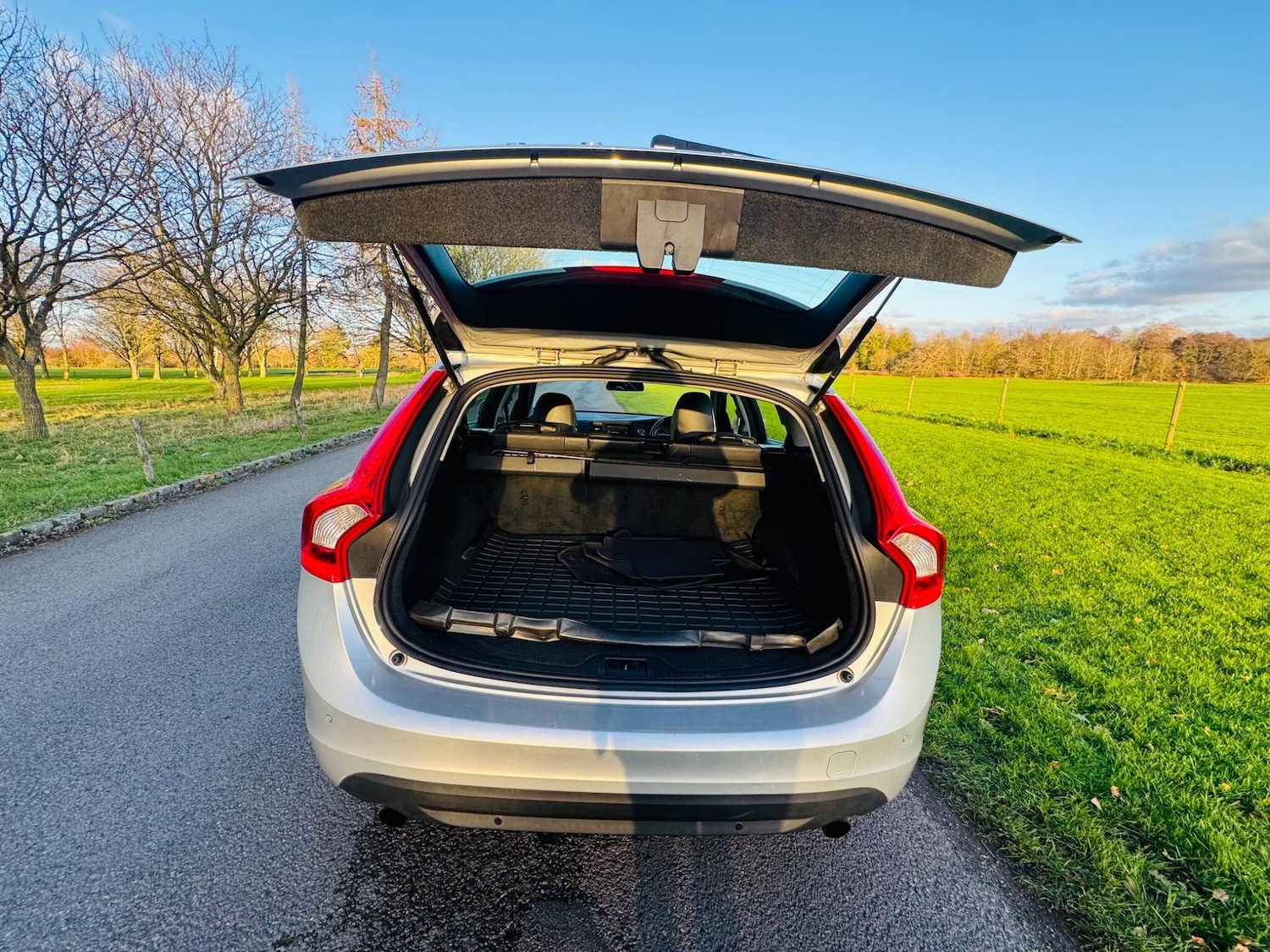 Used Volvo V60 2022 for sale - 77074059: Photo 34