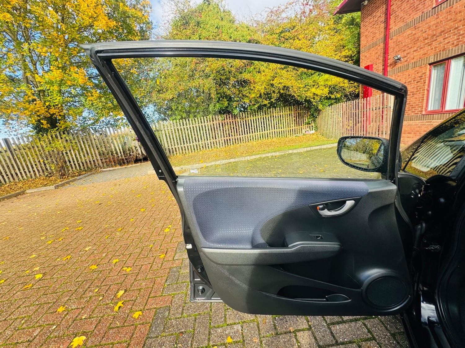 Used Honda Jazz 2010 for sale - 77057642: Photo 21