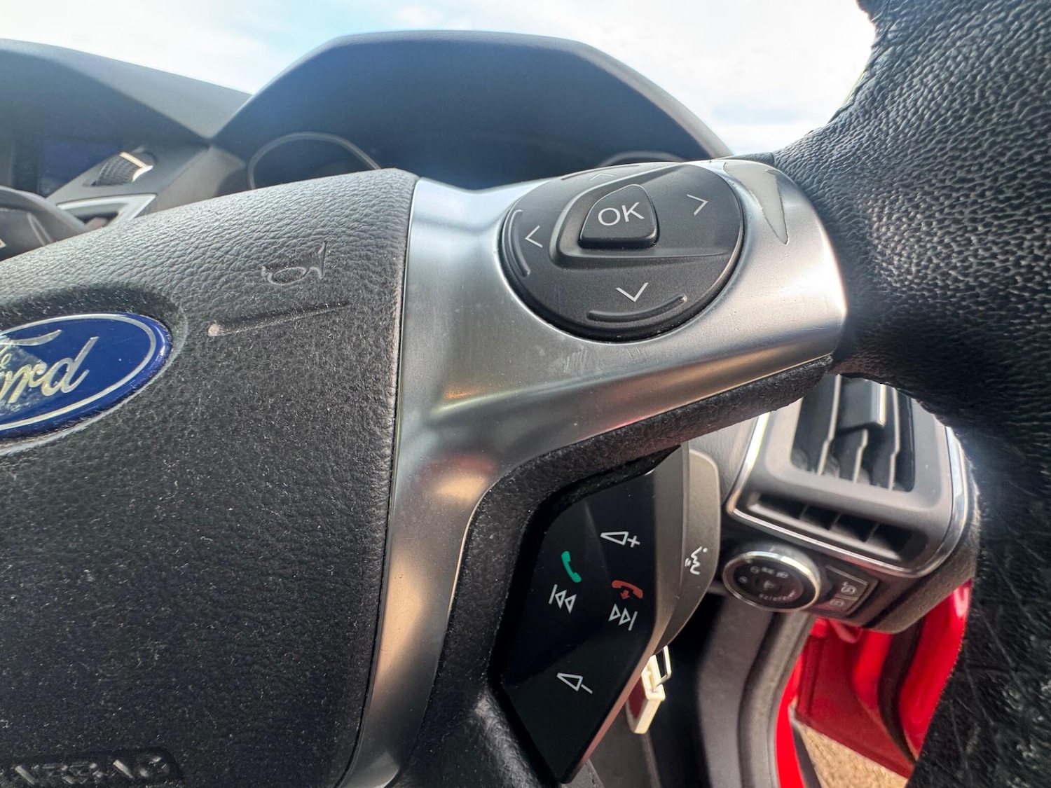 Used Ford Focus 2012 for sale - 76527758: Photo 32