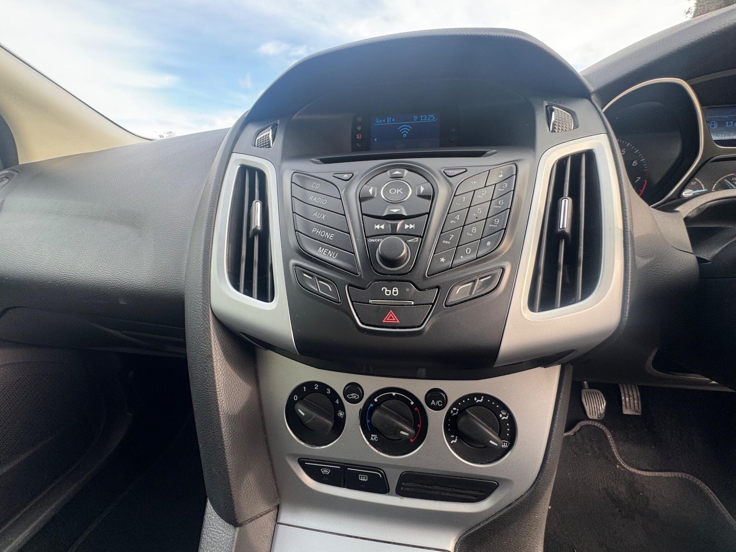 Used Ford Focus 2012 for sale - 76527758: Photo 37