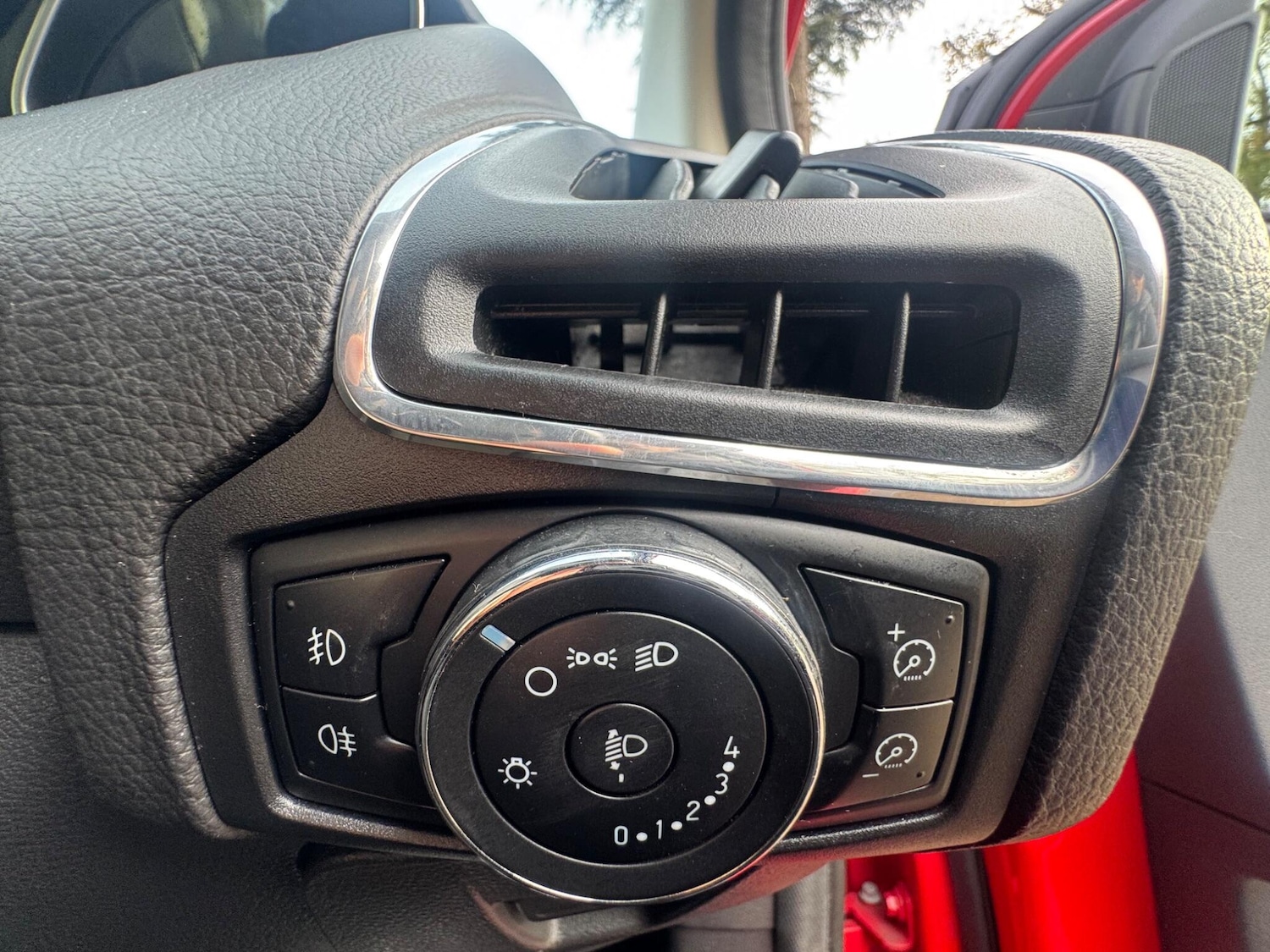 Used Ford Focus 2012 for sale - 76527758: Photo 40