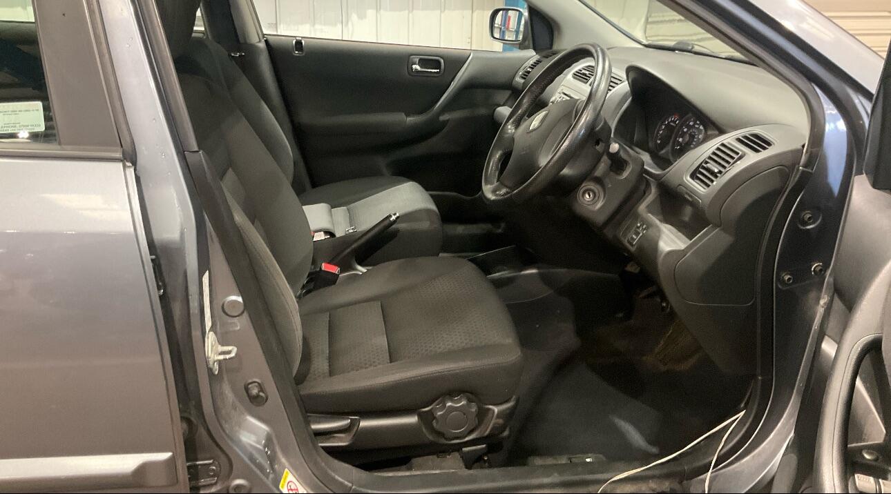 Used Honda Civic 2004 for sale - 76771649: Photo 15