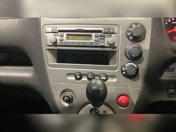 Used Honda Civic 2004 for sale - 76771649: Photo