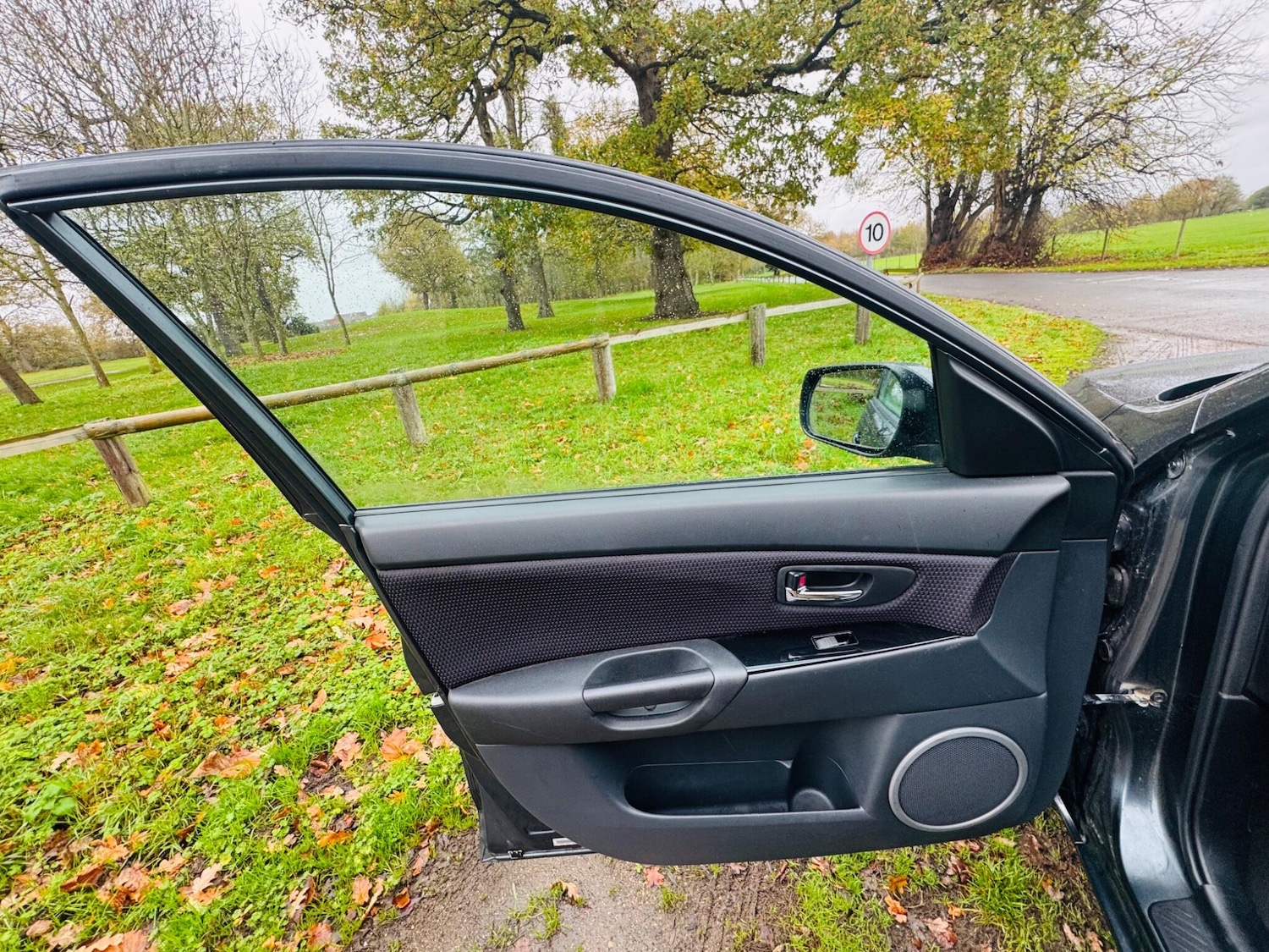 Used Mazda Mazda3 for sale - 77242860: Photo 26