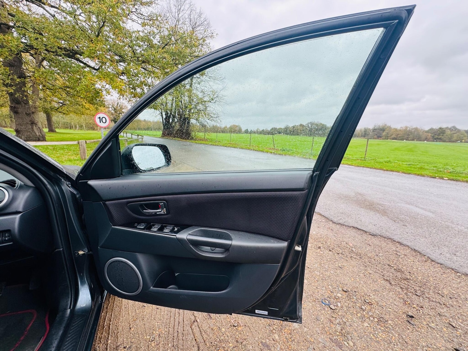 Used Mazda Mazda3 for sale - 77242860: Photo 29