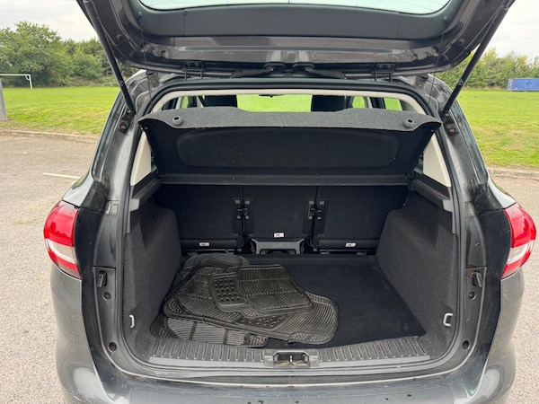 Used Ford C-Max 2015 for sale - 76306322: Photo 18
