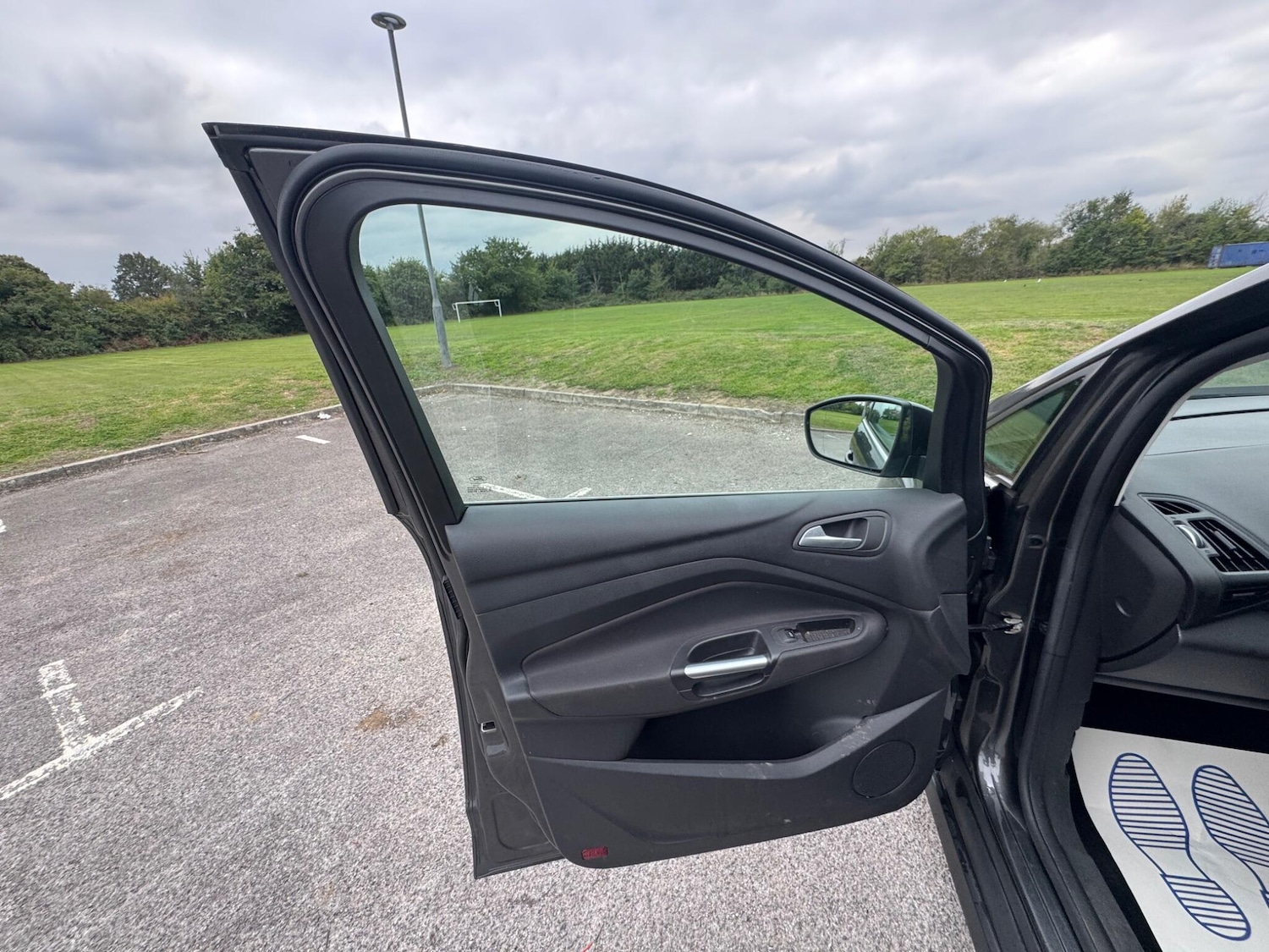 Used Ford C-Max 2015 for sale - 76306322: Photo 25