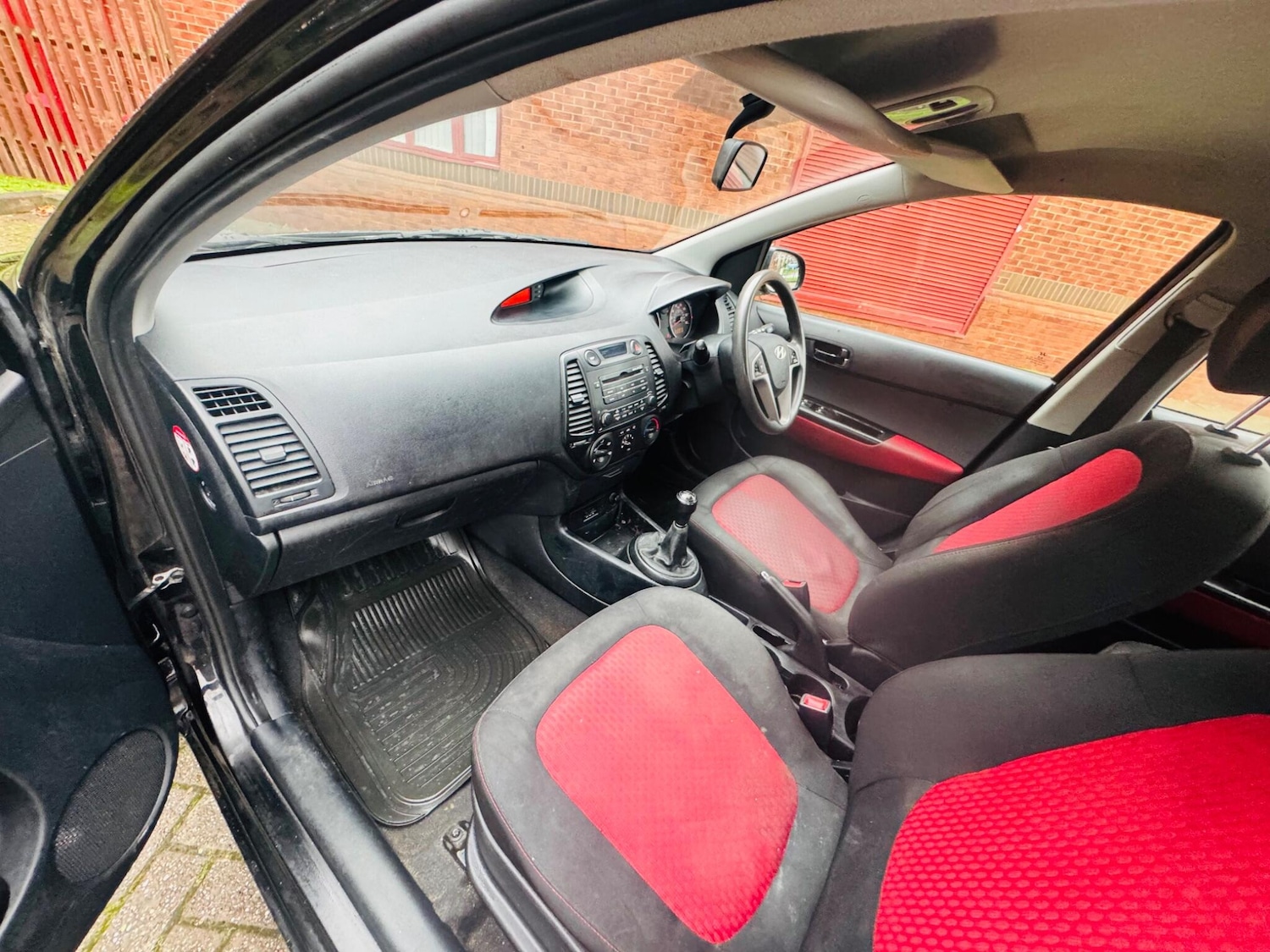 Used Hyundai i20 2009 for sale - 76855968: Photo 23