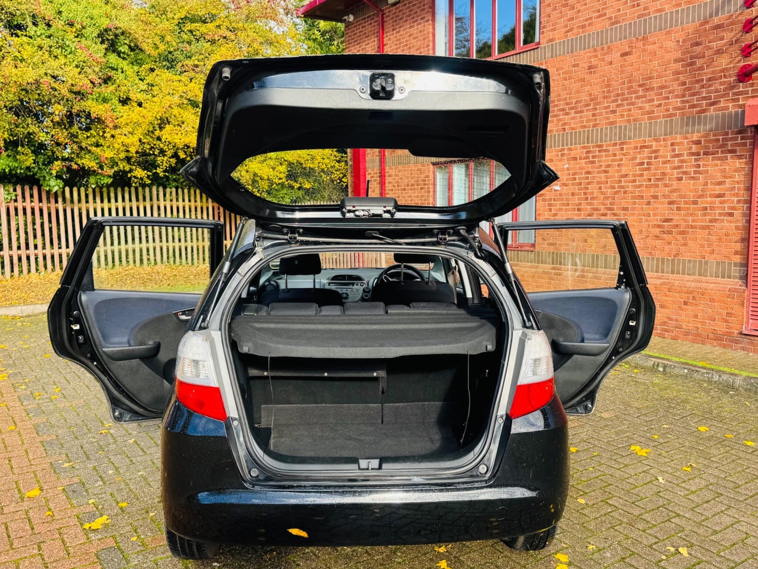 Used Honda Jazz 2010 for sale - 76850420: Photo 14