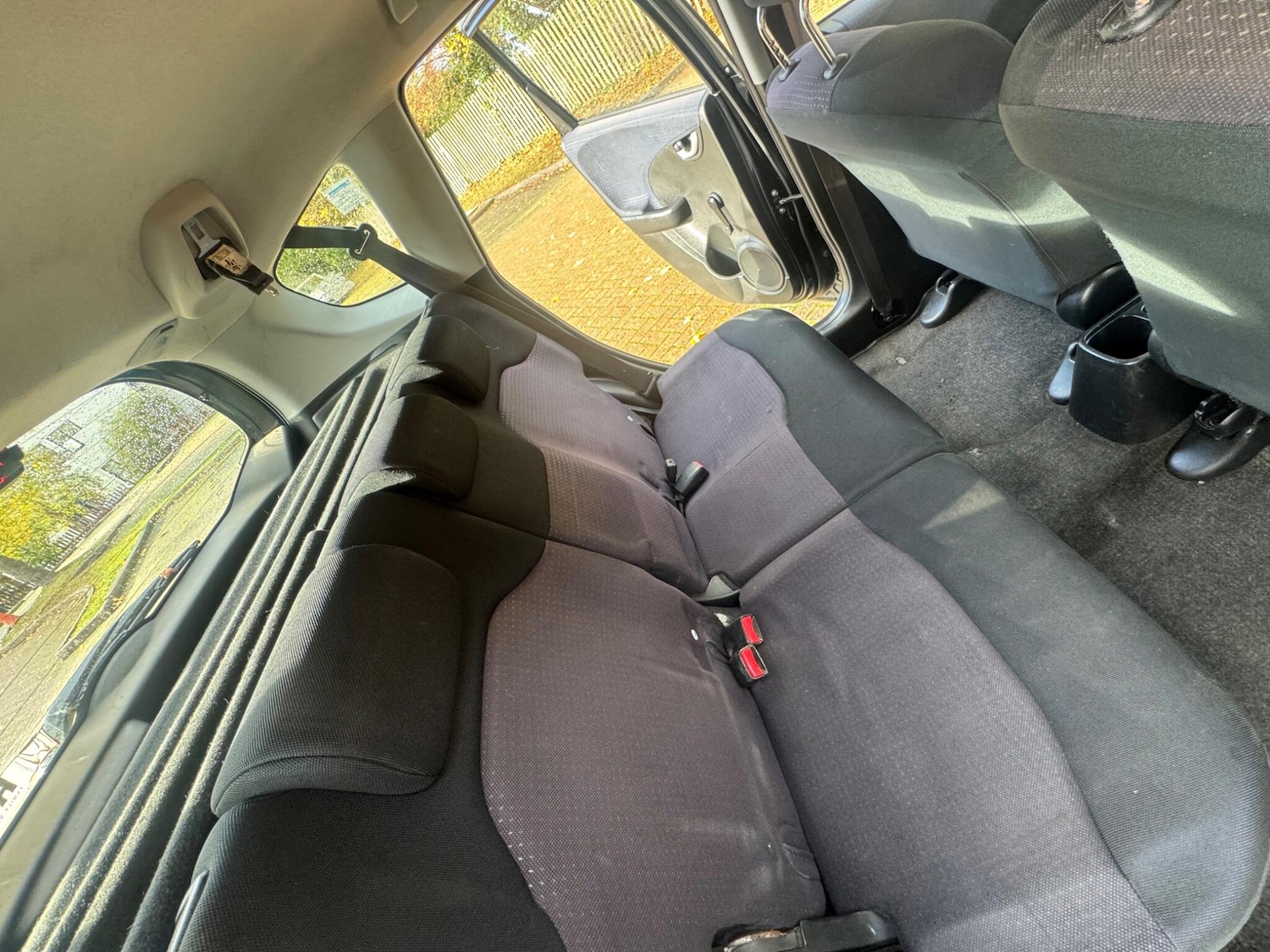 Used Honda Jazz 2010 for sale - 76850420: Photo 19