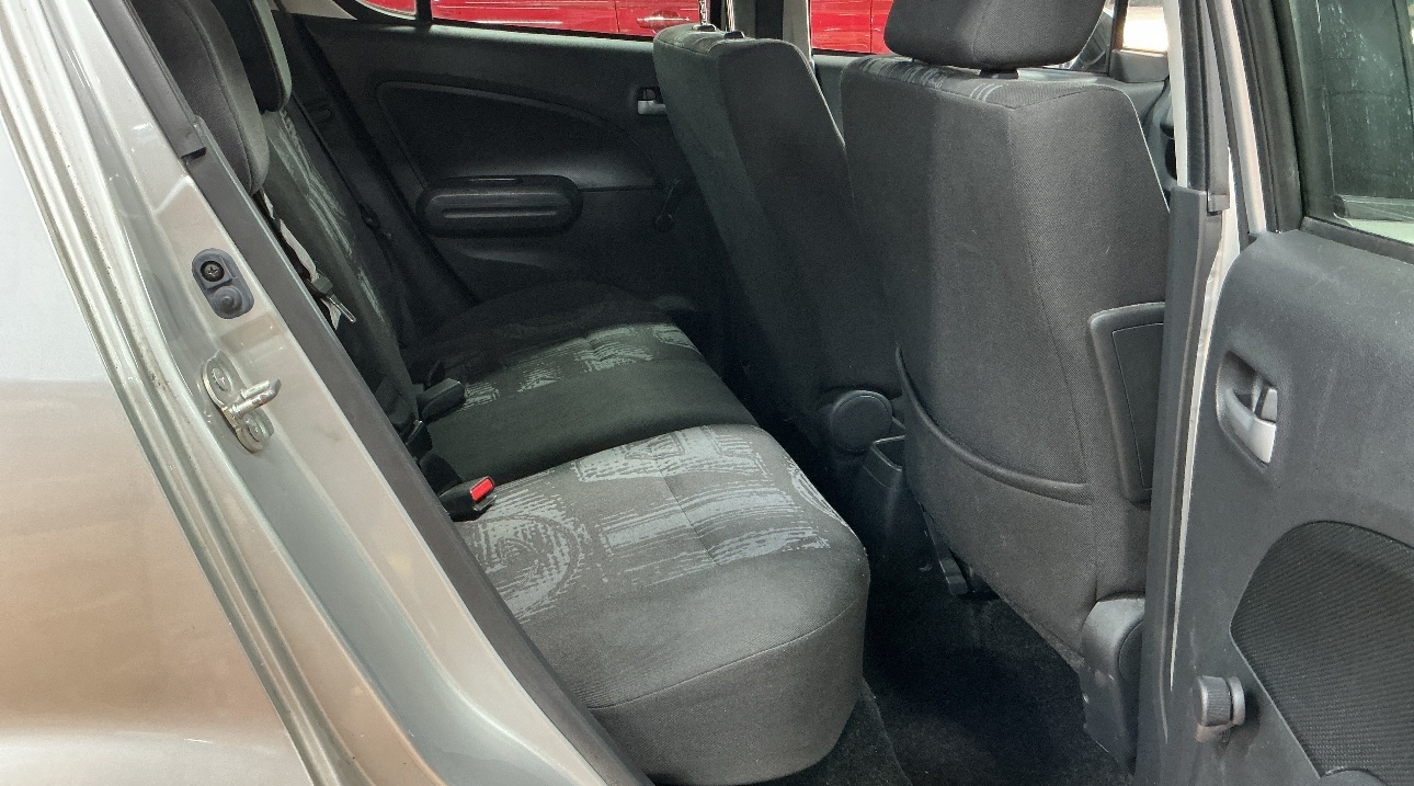 Used Vauxhall Agila 2011 for sale - 77637118: Photo 9